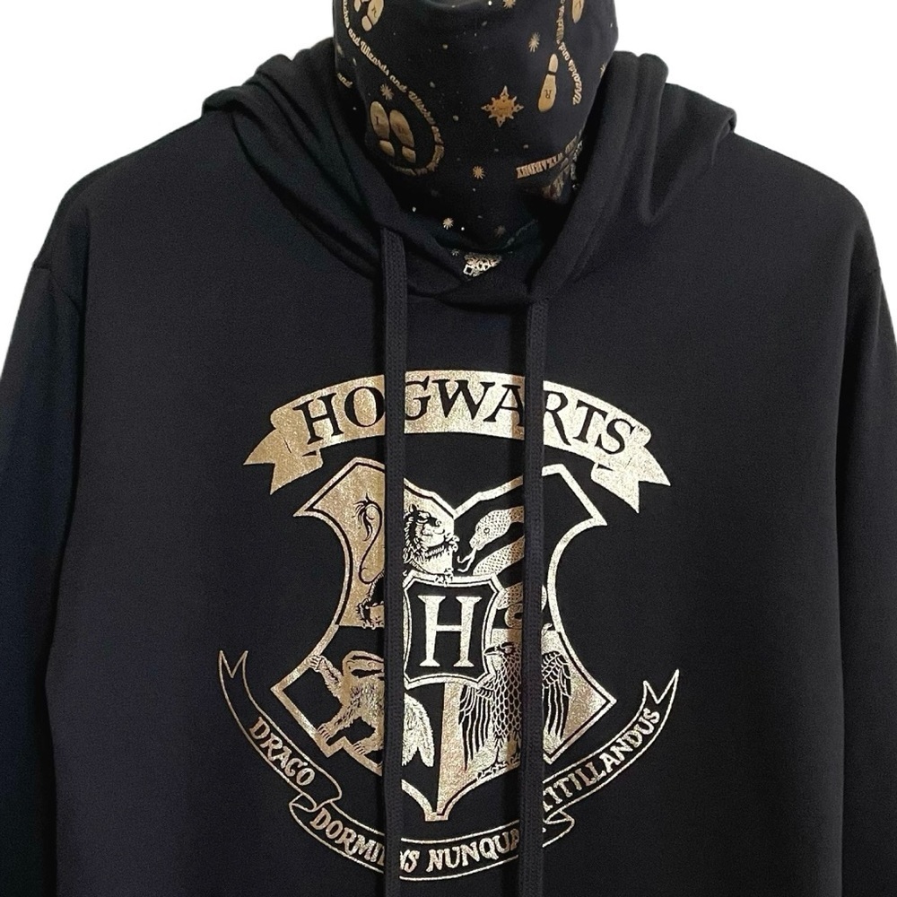 Harry Potter Hogwarts Black Hoodie with High Neck, Size Small - Picture 3 of 10